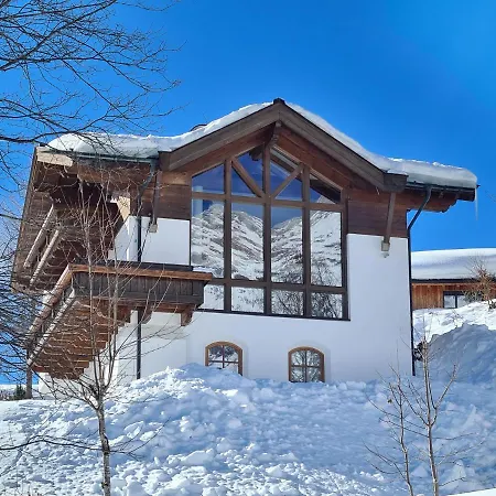 Willa Chalet Janise